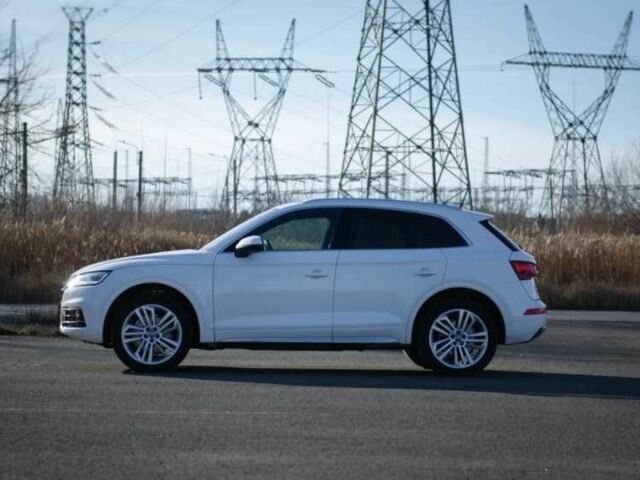 Белый Ауди Ку 5, объемом двигателя 2 л и пробегом 55 тыс. км за 15800 $, фото 2 на Automoto.ua