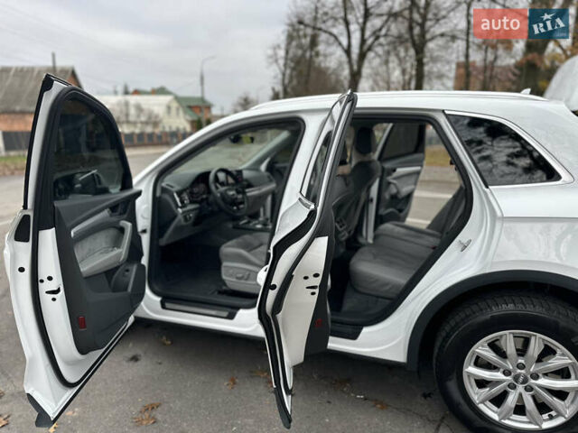 Белый Ауди Ку 5, объемом двигателя 1.98 л и пробегом 206 тыс. км за 25900 $, фото 60 на Automoto.ua