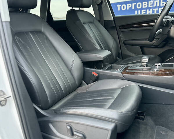 Белый Ауди Ку 5, объемом двигателя 2 л и пробегом 162 тыс. км за 20900 $, фото 38 на Automoto.ua