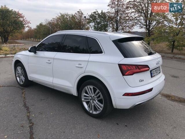 Білий Ауді Ку 5, об'ємом двигуна 1.98 л та пробігом 190 тис. км за 24500 $, фото 4 на Automoto.ua