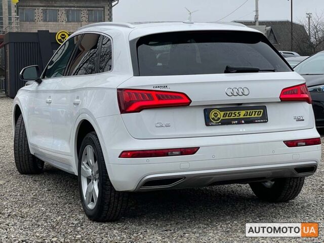 Белый Ауди Ку 5, объемом двигателя 2 л и пробегом 104 тыс. км за 27800 $, фото 3 на Automoto.ua