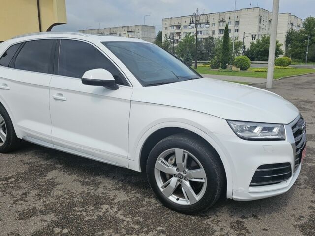 Белый Ауди Ку 5, объемом двигателя 2 л и пробегом 114 тыс. км за 26300 $, фото 2 на Automoto.ua