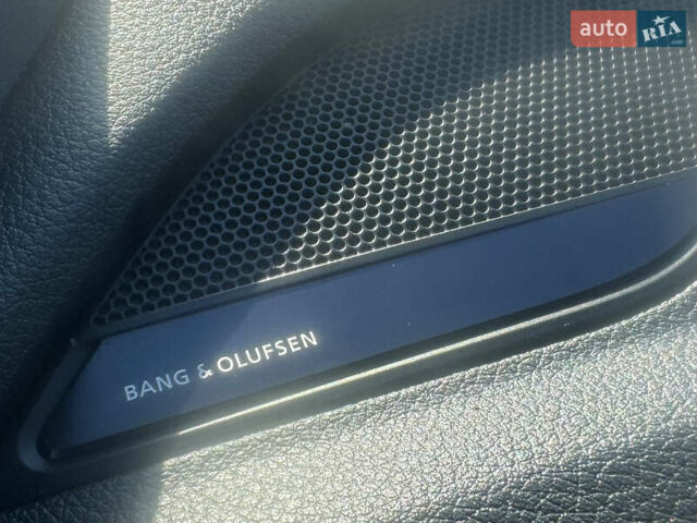 Белый Ауди Ку 5, объемом двигателя 2 л и пробегом 249 тыс. км за 21500 $, фото 34 на Automoto.ua