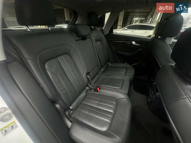 Белый Ауди Ку 5, объемом двигателя 1.99 л и пробегом 163 тыс. км за 22999 $, фото 36 на Automoto.ua