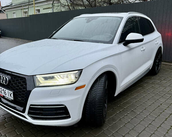 Білий Ауді Ку 5, об'ємом двигуна 1.98 л та пробігом 229 тис. км за 22400 $, фото 17 на Automoto.ua