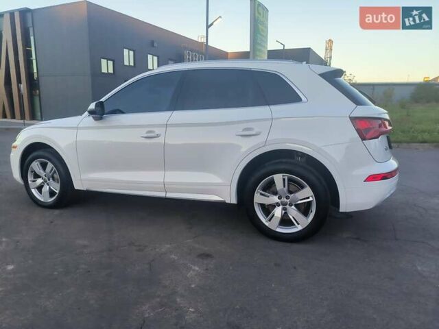 Белый Ауди Ку 5, объемом двигателя 1.98 л и пробегом 211 тыс. км за 18700 $, фото 19 на Automoto.ua