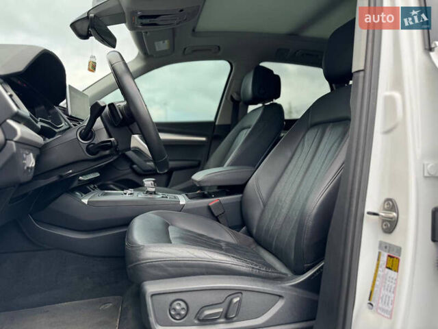 Белый Ауди Ку 5, объемом двигателя 2 л и пробегом 100 тыс. км за 27900 $, фото 8 на Automoto.ua