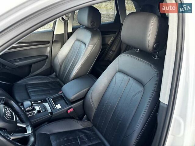 Білий Ауді Ку 5, об'ємом двигуна 1.98 л та пробігом 107 тис. км за 23500 $, фото 14 на Automoto.ua