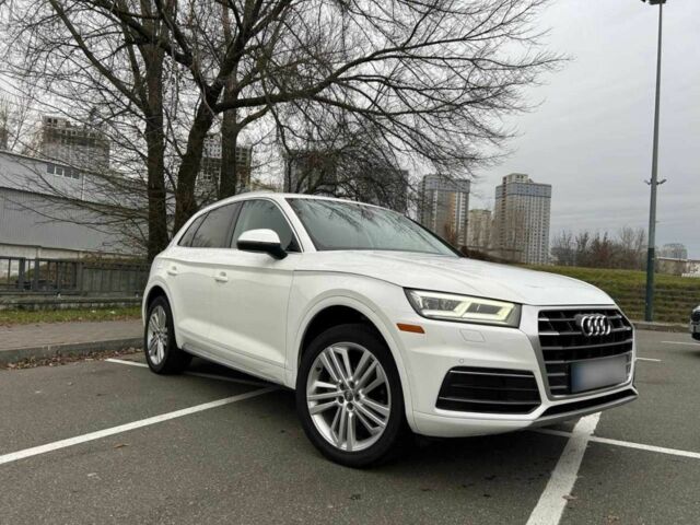 Белый Ауди Ку 5, объемом двигателя 2 л и пробегом 107 тыс. км за 26900 $, фото 1 на Automoto.ua