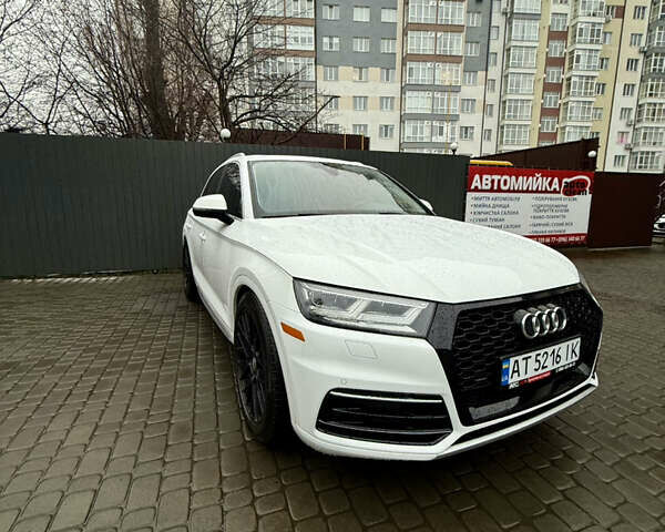 Білий Ауді Ку 5, об'ємом двигуна 1.98 л та пробігом 229 тис. км за 22400 $, фото 9 на Automoto.ua