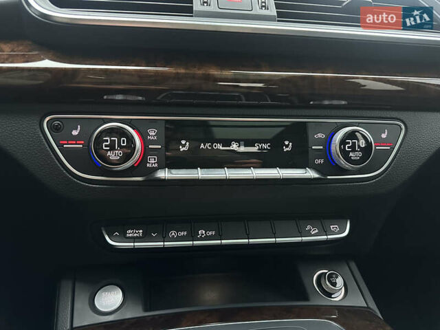 Белый Ауди Ку 5, объемом двигателя 1.99 л и пробегом 163 тыс. км за 22999 $, фото 20 на Automoto.ua