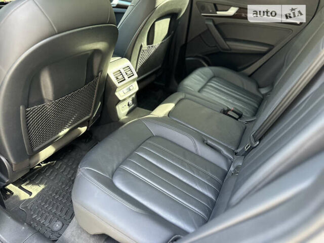 Белый Ауди Ку 5, объемом двигателя 2 л и пробегом 41 тыс. км за 24900 $, фото 59 на Automoto.ua