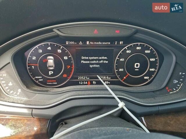 Белый Ауди Ку 5, объемом двигателя 1.98 л и пробегом 23 тыс. км за 10000 $, фото 8 на Automoto.ua