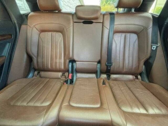 Белый Ауди Ку 5, объемом двигателя 2 л и пробегом 87 тыс. км за 14500 $, фото 15 на Automoto.ua