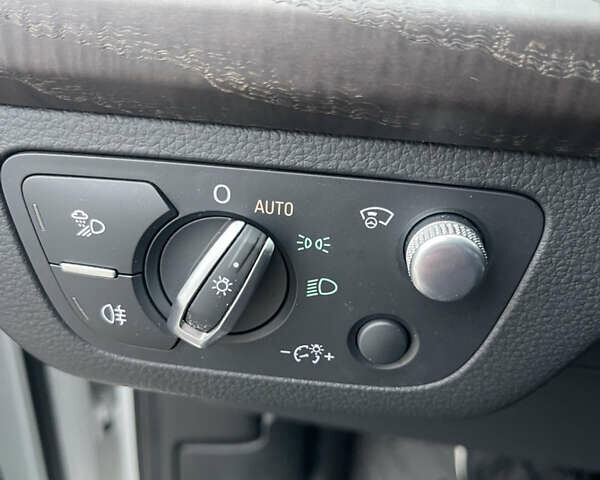 Белый Ауди Ку 5, объемом двигателя 2 л и пробегом 120 тыс. км за 27800 $, фото 27 на Automoto.ua