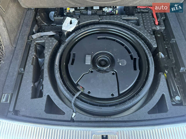 Белый Ауди Ку 5, объемом двигателя 2 л и пробегом 249 тыс. км за 21500 $, фото 57 на Automoto.ua