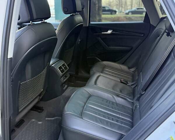 Белый Ауди Ку 5, объемом двигателя 1.98 л и пробегом 180 тыс. км за 22299 $, фото 17 на Automoto.ua