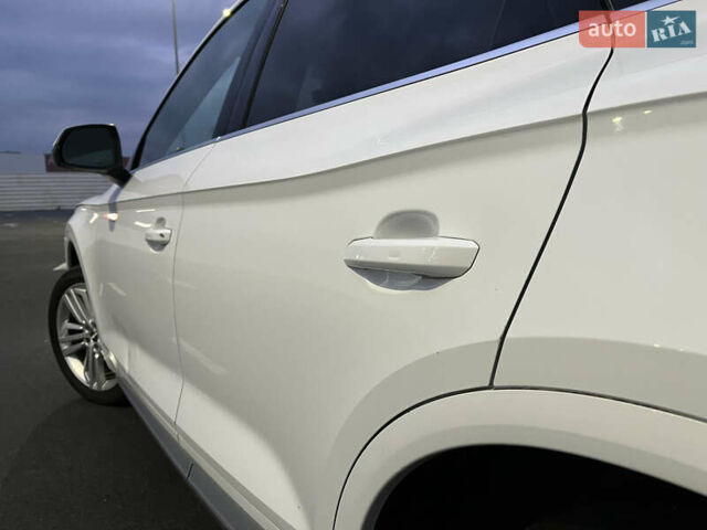 Білий Ауді Ку 5, об'ємом двигуна 1.98 л та пробігом 111 тис. км за 25600 $, фото 54 на Automoto.ua