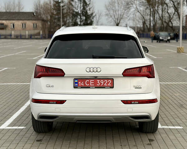 Белый Ауди Ку 5, объемом двигателя 2 л и пробегом 162 тыс. км за 20900 $, фото 13 на Automoto.ua