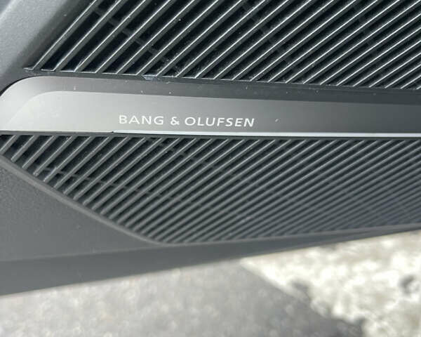 Белый Ауди Ку 5, объемом двигателя 2 л и пробегом 120 тыс. км за 27800 $, фото 22 на Automoto.ua