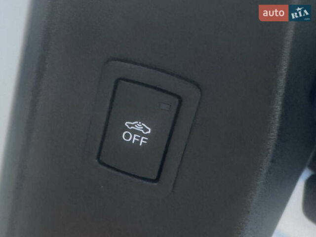 Белый Ауди Ку 5, объемом двигателя 2 л и пробегом 249 тыс. км за 21500 $, фото 44 на Automoto.ua