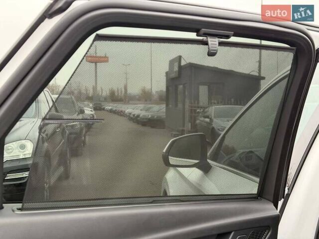 Белый Ауди Ку 5, объемом двигателя 1.98 л и пробегом 158 тыс. км за 25500 $, фото 54 на Automoto.ua