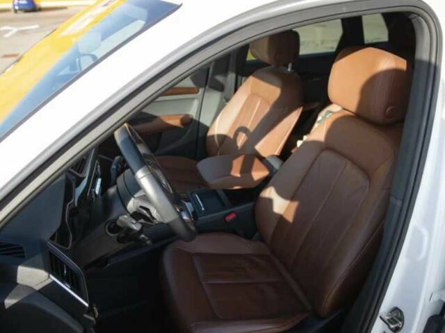 Белый Ауди Ку 5, объемом двигателя 2 л и пробегом 55 тыс. км за 15800 $, фото 7 на Automoto.ua