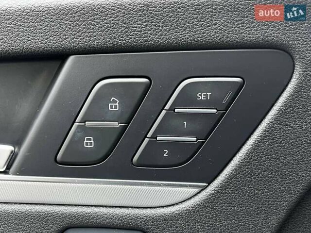 Белый Ауди Ку 5, объемом двигателя 2 л и пробегом 209 тыс. км за 25990 $, фото 9 на Automoto.ua