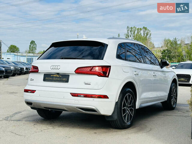 Белый Ауди Ку 5, объемом двигателя 1.98 л и пробегом 93 тыс. км за 26500 $, фото 9 на Automoto.ua