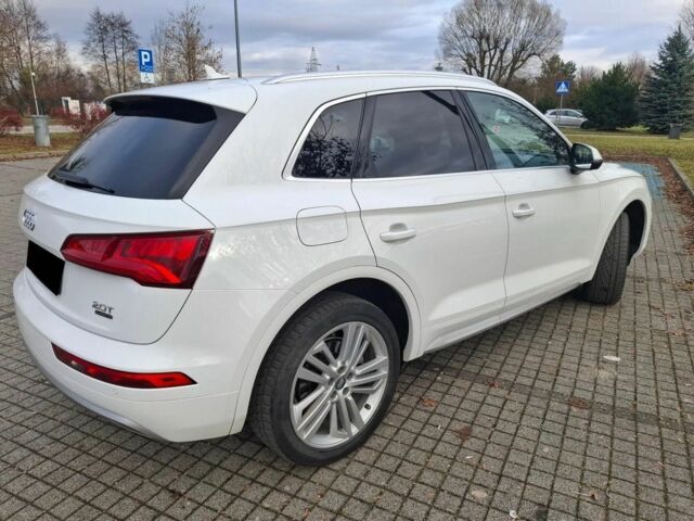 Белый Ауди Ку 5, объемом двигателя 0 л и пробегом 73 тыс. км за 14700 $, фото 4 на Automoto.ua