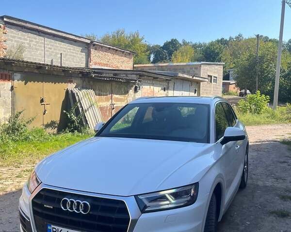 Белый Ауди Ку 5, объемом двигателя 1.98 л и пробегом 82 тыс. км за 27000 $, фото 2 на Automoto.ua
