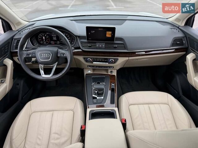 Білий Ауді Ку 5, об'ємом двигуна 1.98 л та пробігом 60 тис. км за 31500 $, фото 54 на Automoto.ua