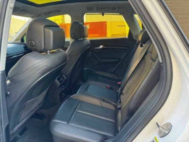 Білий Ауді Ку 5, об'ємом двигуна 2 л та пробігом 89 тис. км за 14450 $, фото 14 на Automoto.ua