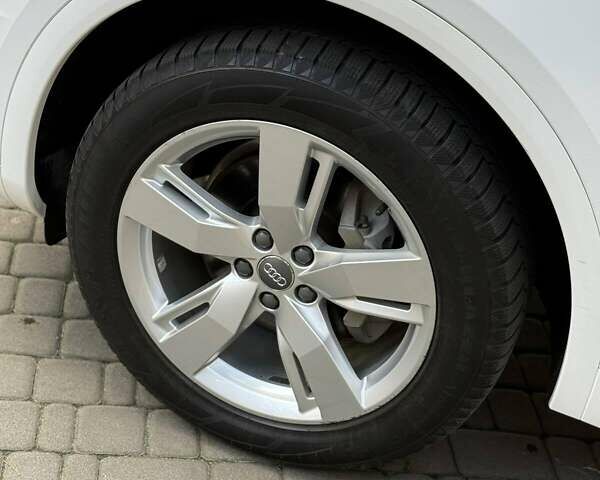 Белый Ауди Ку 5, объемом двигателя 1.98 л и пробегом 180 тыс. км за 22299 $, фото 12 на Automoto.ua