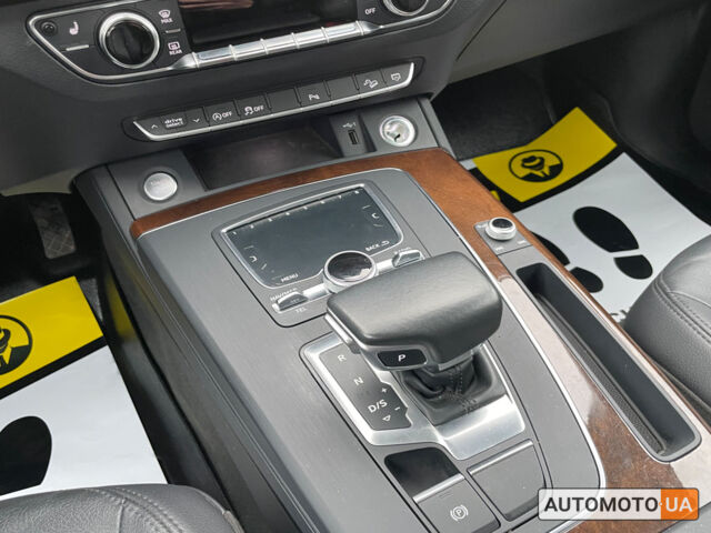 Белый Ауди Ку 5, объемом двигателя 2 л и пробегом 104 тыс. км за 27800 $, фото 19 на Automoto.ua