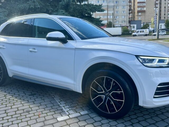 Белый Ауди Ку 5, объемом двигателя 2 л и пробегом 65 тыс. км за 25100 $, фото 3 на Automoto.ua