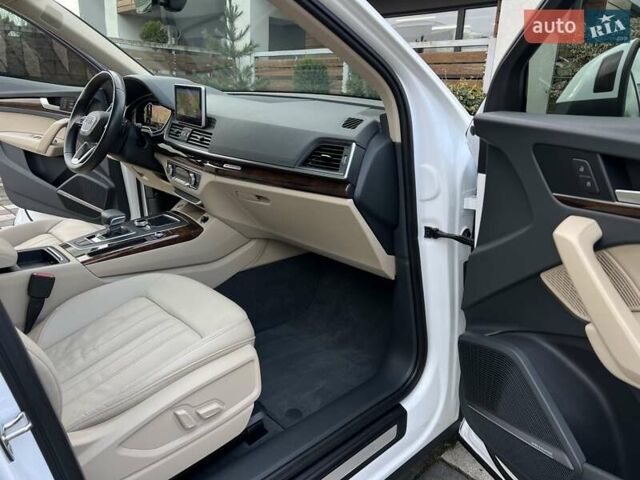 Белый Ауди Ку 5, объемом двигателя 2 л и пробегом 135 тыс. км за 26950 $, фото 120 на Automoto.ua