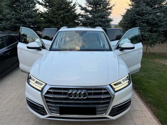 Білий Ауді Ку 5, об'ємом двигуна 2 л та пробігом 99 тис. км за 17000 $, фото 2 на Automoto.ua