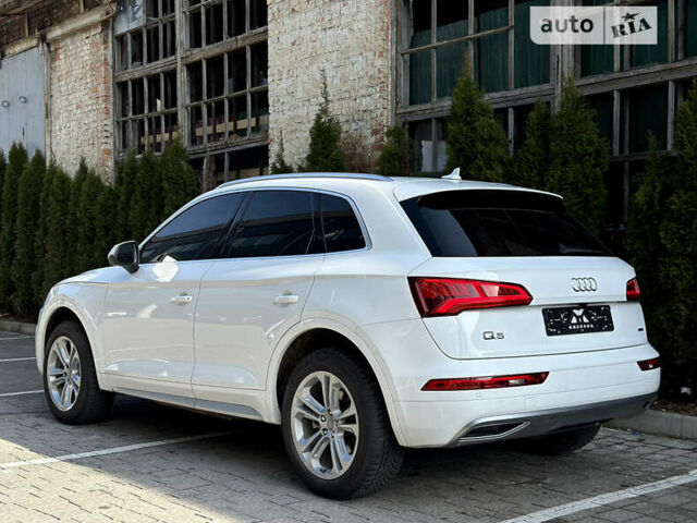 Белый Ауди Ку 5, объемом двигателя 2 л и пробегом 41 тыс. км за 24900 $, фото 19 на Automoto.ua