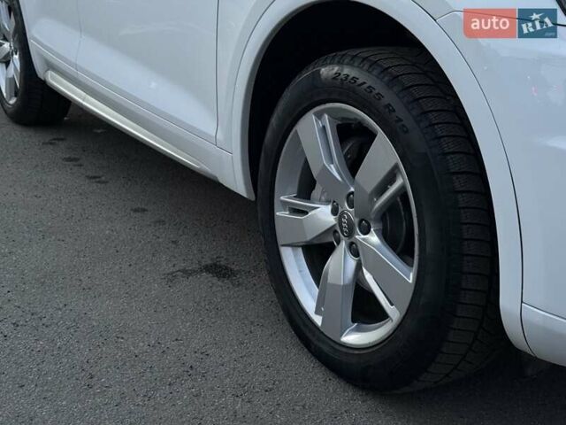 Белый Ауди Ку 5, объемом двигателя 1.98 л и пробегом 108 тыс. км за 26700 $, фото 35 на Automoto.ua