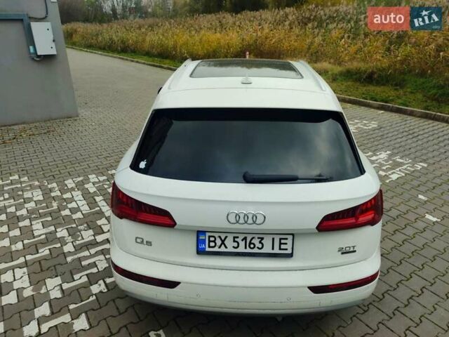 Белый Ауди Ку 5, объемом двигателя 1.98 л и пробегом 96 тыс. км за 30500 $, фото 16 на Automoto.ua
