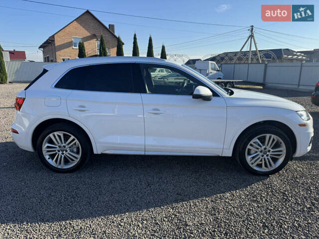 Белый Ауди Ку 5, объемом двигателя 2 л и пробегом 249 тыс. км за 21500 $, фото 7 на Automoto.ua