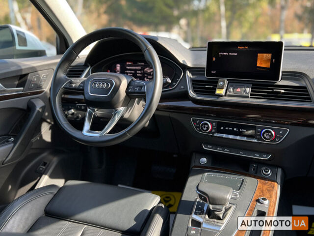 Белый Ауди Ку 5, объемом двигателя 2 л и пробегом 27 тыс. км за 35800 $, фото 13 на Automoto.ua