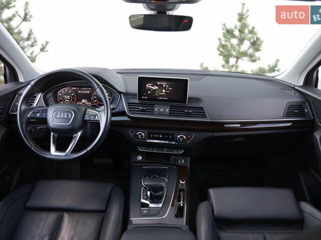 Білий Ауді Ку 5, об'ємом двигуна 1.98 л та пробігом 120 тис. км за 28500 $, фото 8 на Automoto.ua