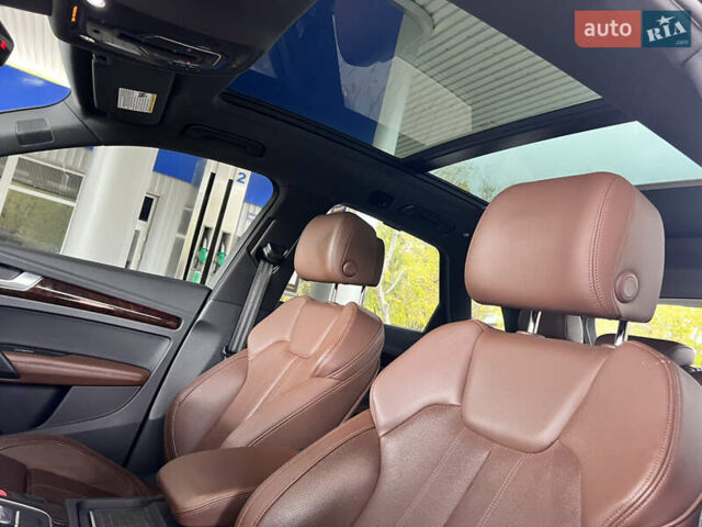 Белый Ауди Ку 5, объемом двигателя 1.98 л и пробегом 139 тыс. км за 27499 $, фото 8 на Automoto.ua