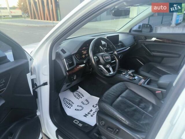 Белый Ауди Ку 5, объемом двигателя 1.98 л и пробегом 211 тыс. км за 18700 $, фото 22 на Automoto.ua
