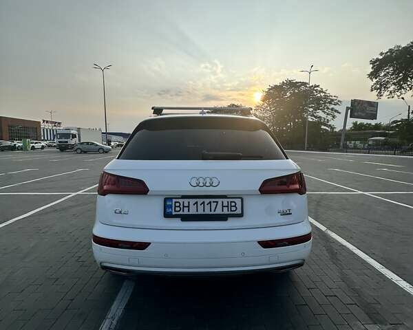 Белый Ауди Ку 5, объемом двигателя 1.98 л и пробегом 145 тыс. км за 29300 $, фото 9 на Automoto.ua