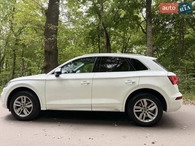 Белый Ауди Ку 5, объемом двигателя 1.98 л и пробегом 89 тыс. км за 26997 $, фото 49 на Automoto.ua