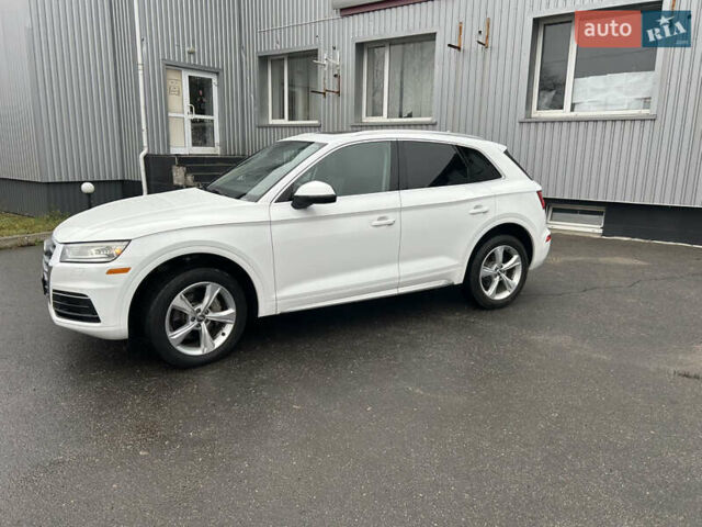 Белый Ауди Ку 5, объемом двигателя 1.98 л и пробегом 145 тыс. км за 23888 $, фото 1 на Automoto.ua