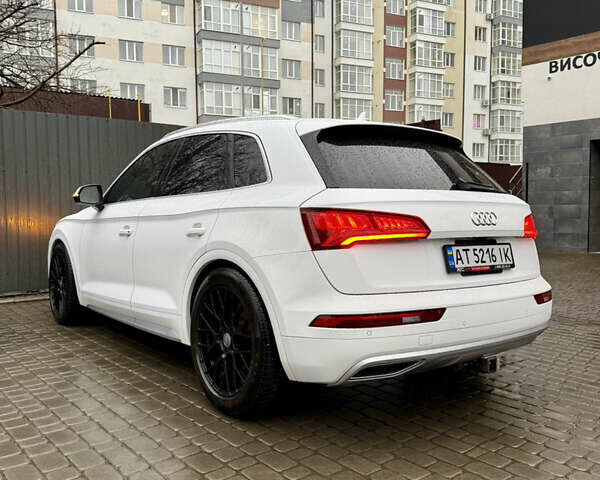 Білий Ауді Ку 5, об'ємом двигуна 1.98 л та пробігом 229 тис. км за 22400 $, фото 40 на Automoto.ua